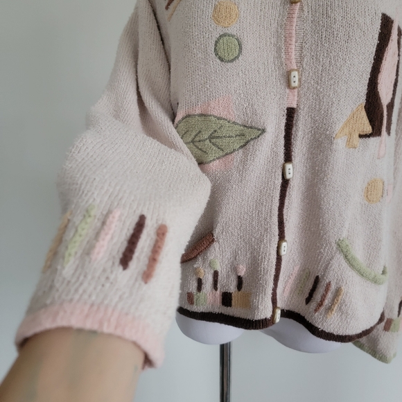 Vintage AnnTrinity Womens Cream Leaf Embroidered Cardigan/Jacket Sweater Knited - Picture 3 of 11